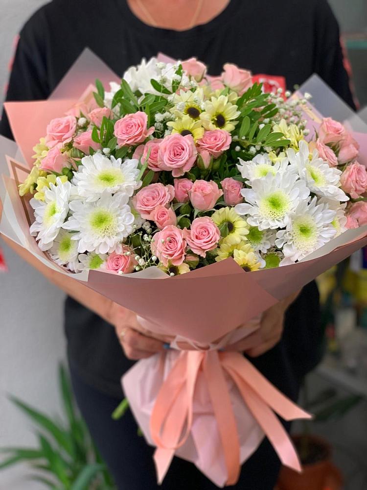 Букет цветов из: Розы и Хризантемы в Введенское