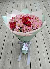 Букет цветов из:  Альстромерии в Введенское