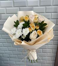 Букет цветов из:  Розы и Хризантемы в Введенское