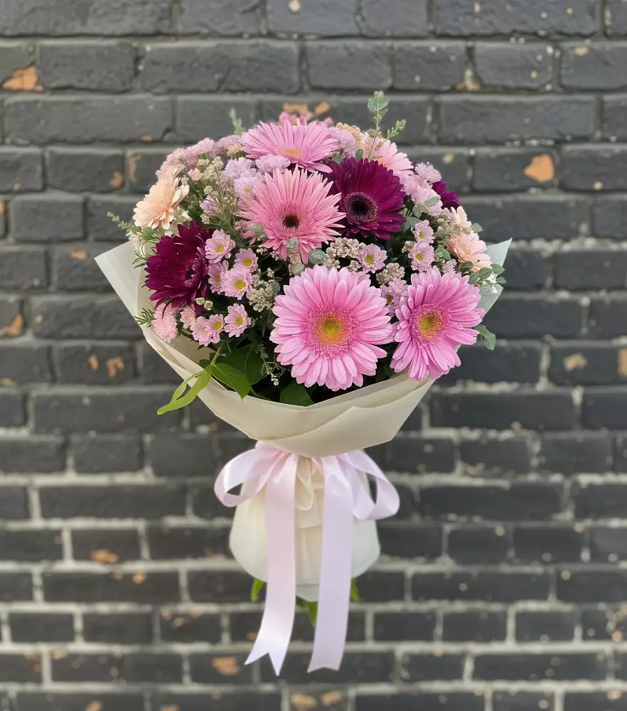 Букет цветов из: Герберы и Хризантемы в Введенское