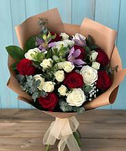 Букет цветов из:  Розы и Альстромерии в Введенское
