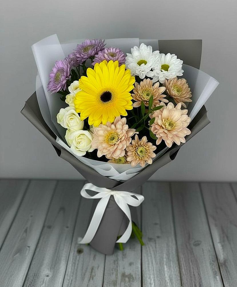 Букет цветов из: Розы, Герберы и Хризантемы в Введенское