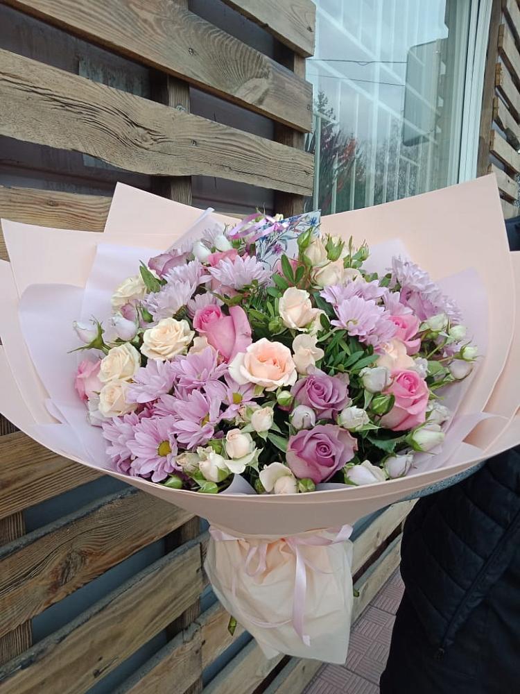 Букет цветов из: Розы и Хризантемы в Введенское