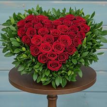 Цветочная композиция из Розы в виде сердца #REPLACE_PRED# Введенское