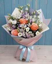 Букет цветов из:  Лизиантусы, Розы, Альстромерии и Гипсофила в Введенское