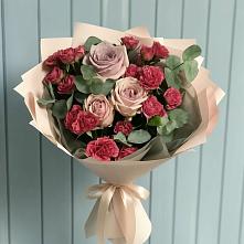 Букет цветов из:  Гвоздики и Розы в Введенское