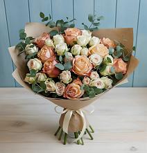 Букет цветов из:  Альстромерии и Розы #REPLACE_PRED# Введенское
